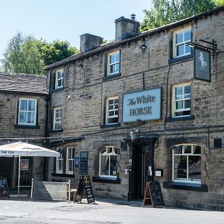 The White Horse Inn Holmfirth Exterior photo